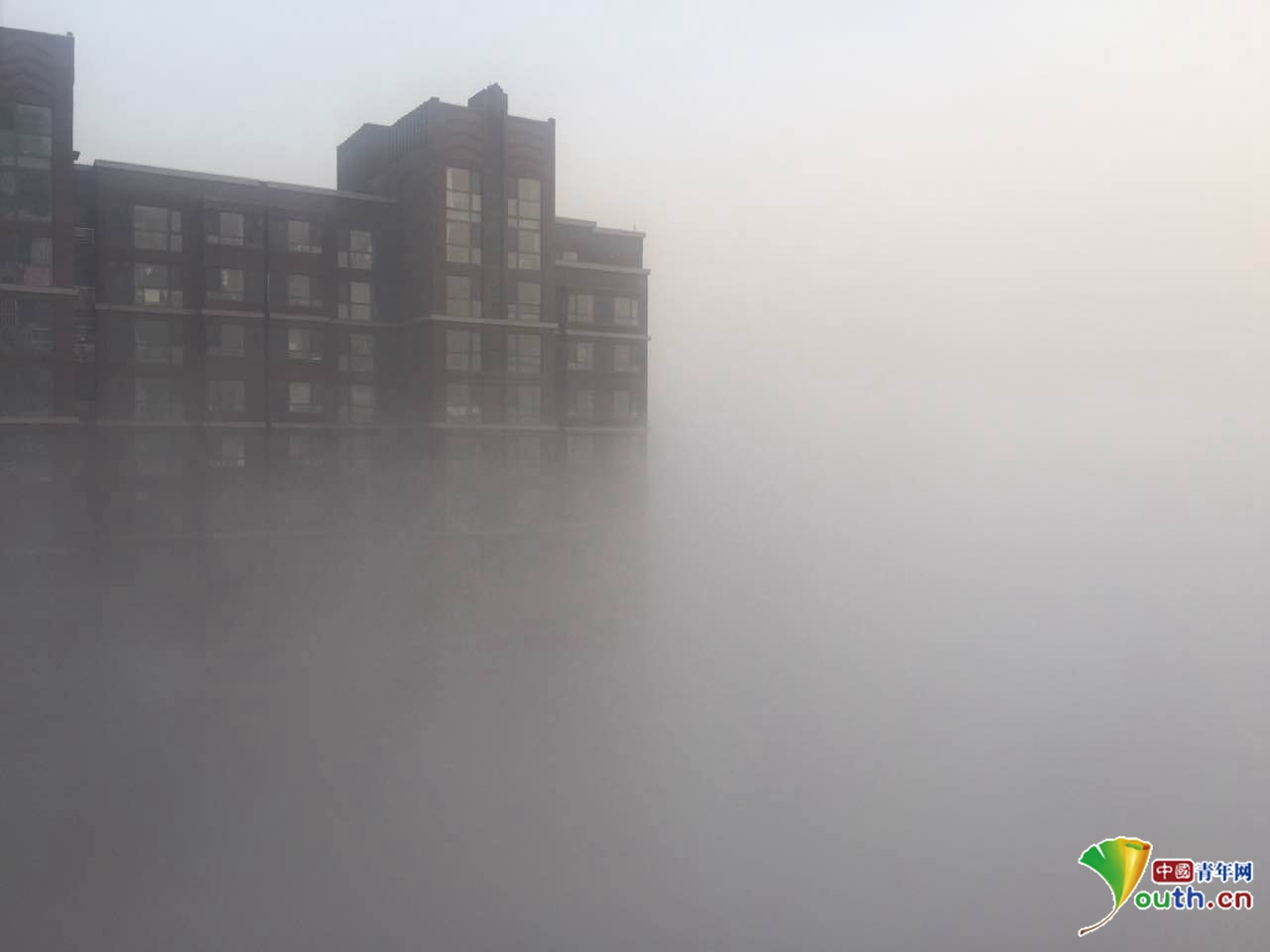 今年最强雾霾来袭：恍如人间仙境