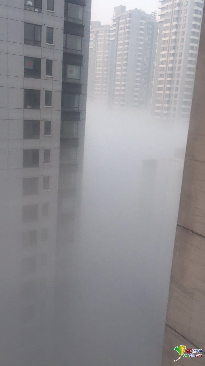 今年最强雾霾来袭：恍如人间仙境