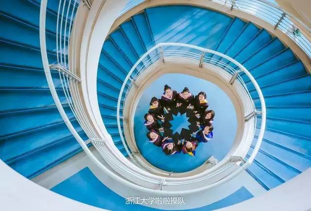 毕业难忘恩师情