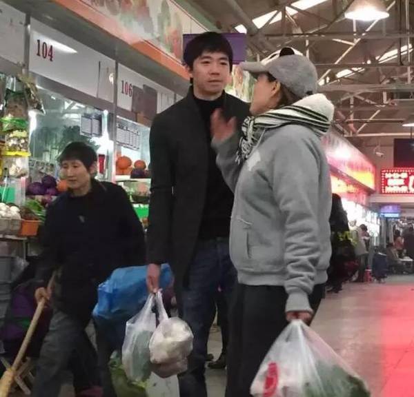 北京有个神奇的菜场！谢霆锋洪金宝高圆圆都爱逛