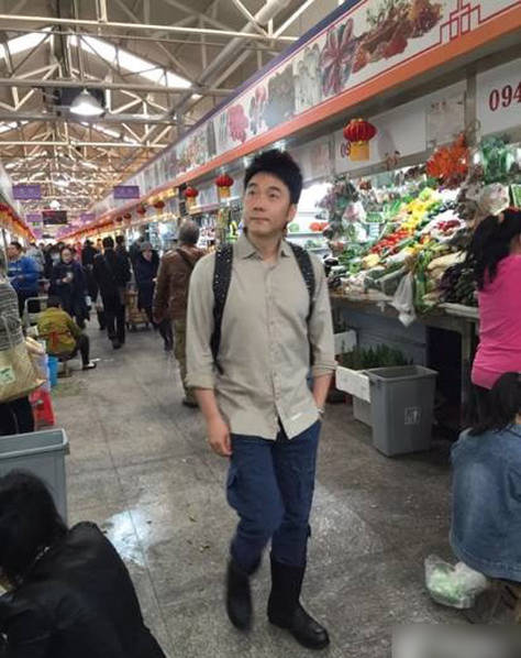 北京有个神奇的菜场！谢霆锋洪金宝高圆圆都爱逛