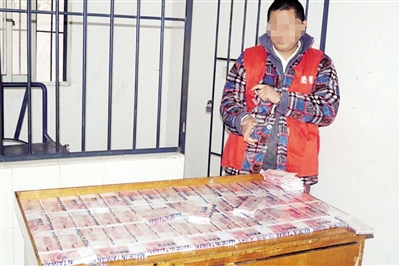 犯罪嫌疑人指认现场。