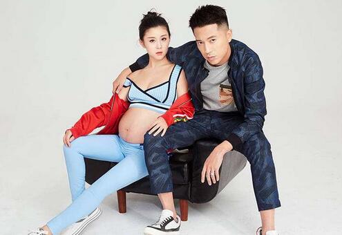 李小萌顺产生子