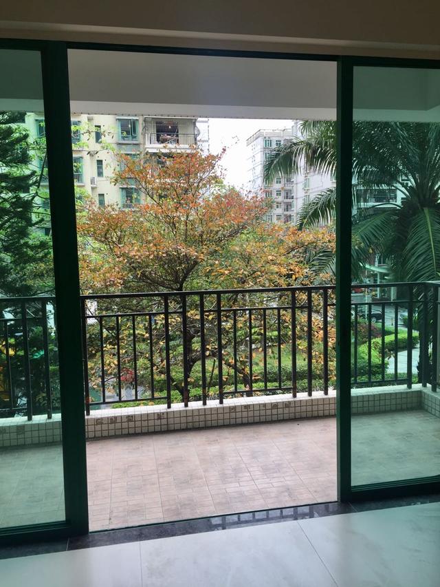 在深打拼十年买下2套房  为坚持买房差点离婚