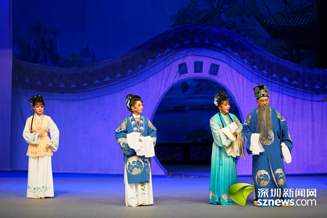 黄梅戏经典代表作《女驸马》在盐田会堂精彩上